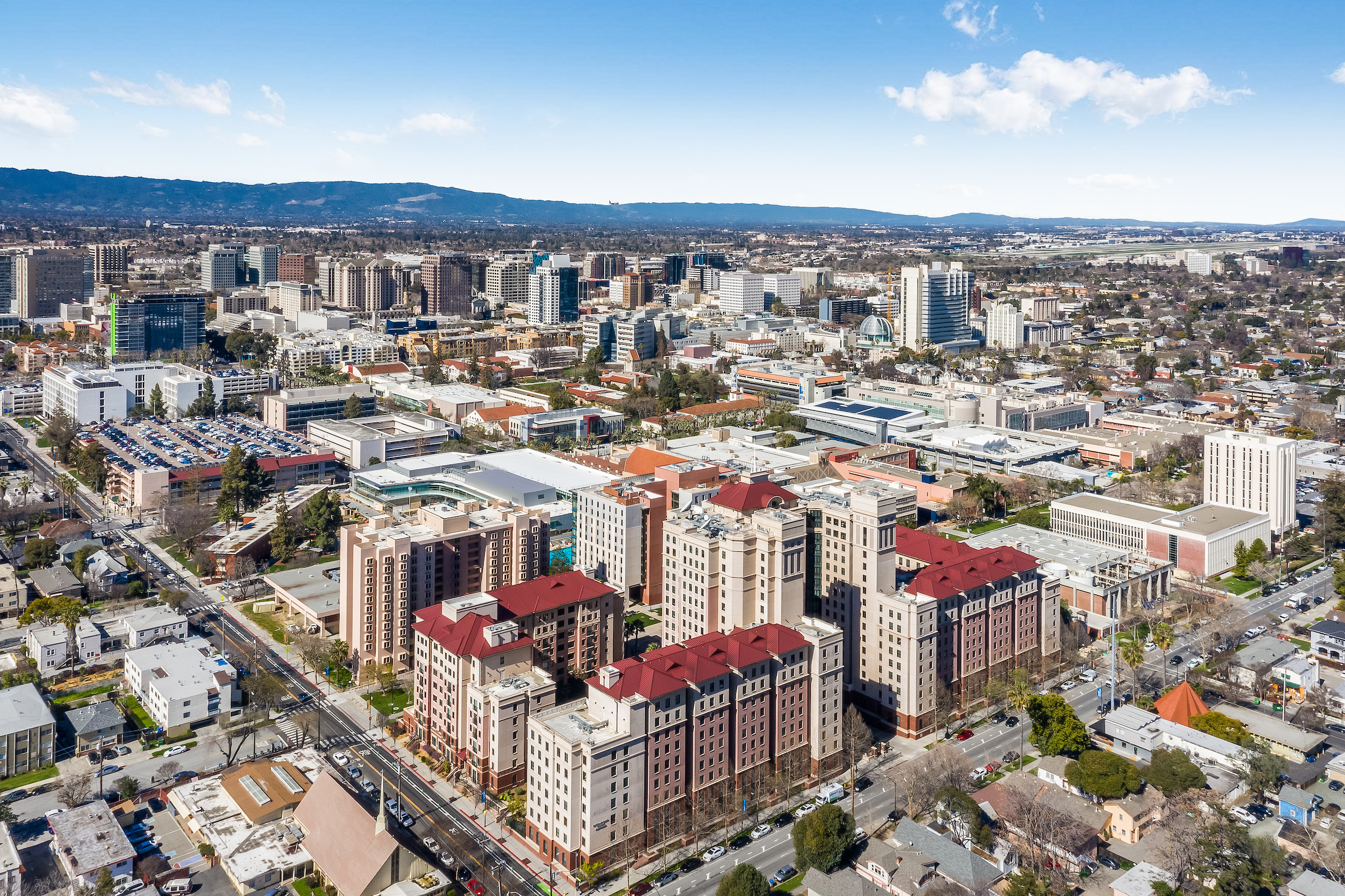 Picture of aerial view of 九州体育 campus.